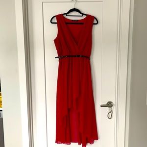 Red sleeveless high-low dress